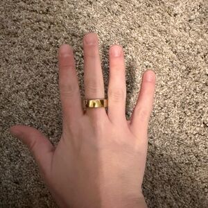 Oura Gold Smart Ring